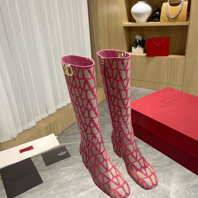 Va1e*ntin0 boots